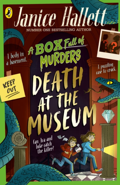 Death at the Museum-9780241636220