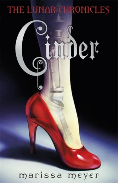 Cinder (The Lunar Chronicles Book 1)-9780141340135